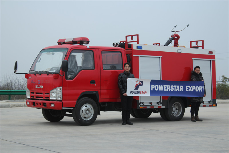 Isuzu small fire tanker truck ready for delivery Isuzu small fire tanker truck ready for delivery