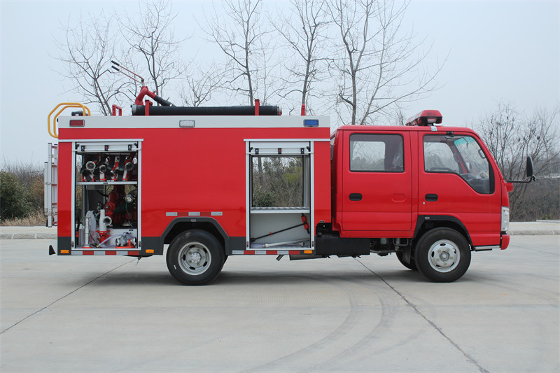 Isuzu NKR mini fire engine ready for shipment Isuzu NKR mini fire engine ready for shipment