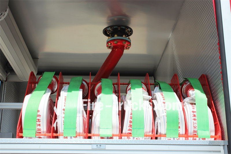 Fire fighting hose reel