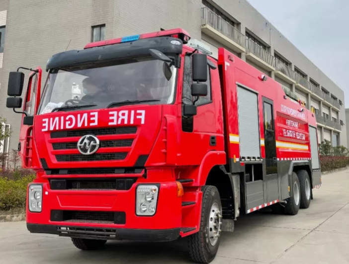 Especificações do veículo de resgate pesado de incêndio IVECO HONGYAN com preço